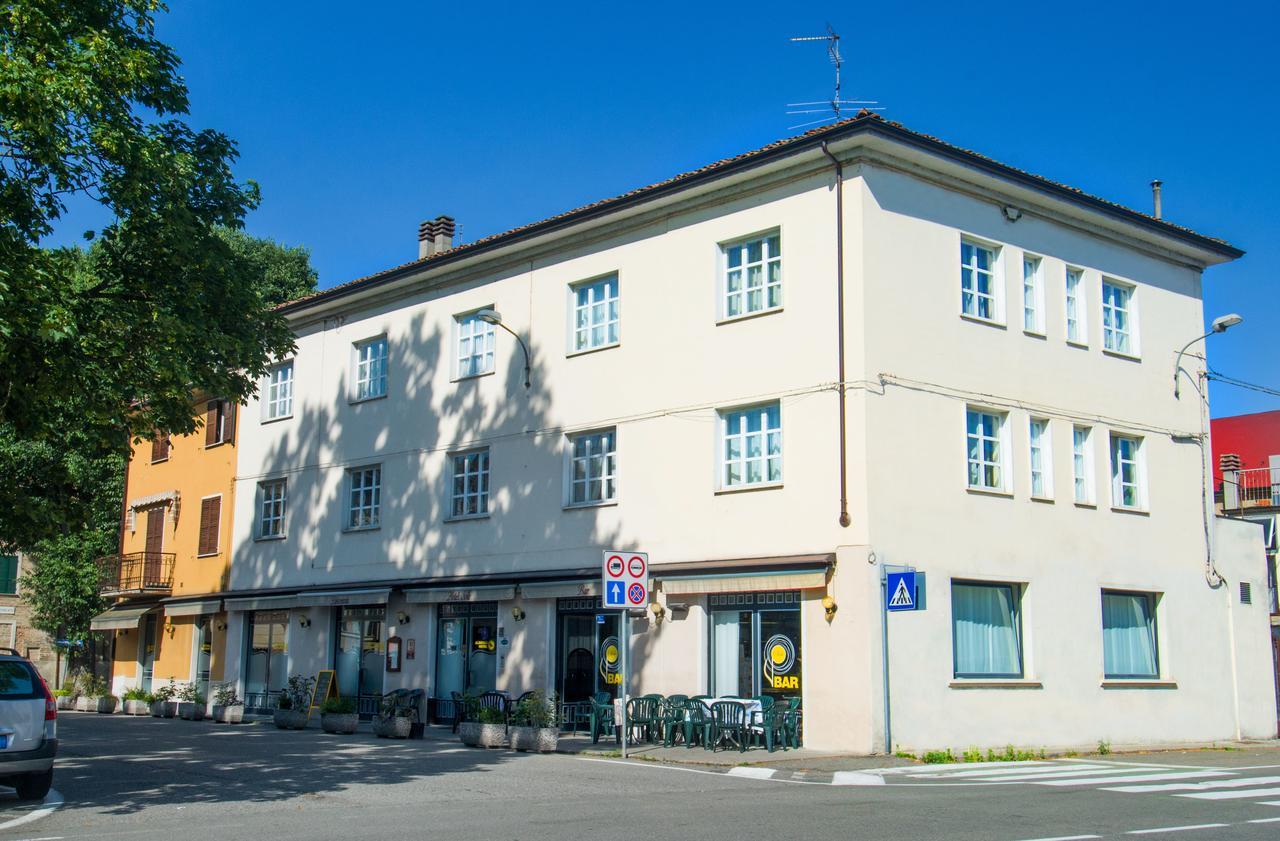 Albergo Trattoria Sole Busseto Exterior photo